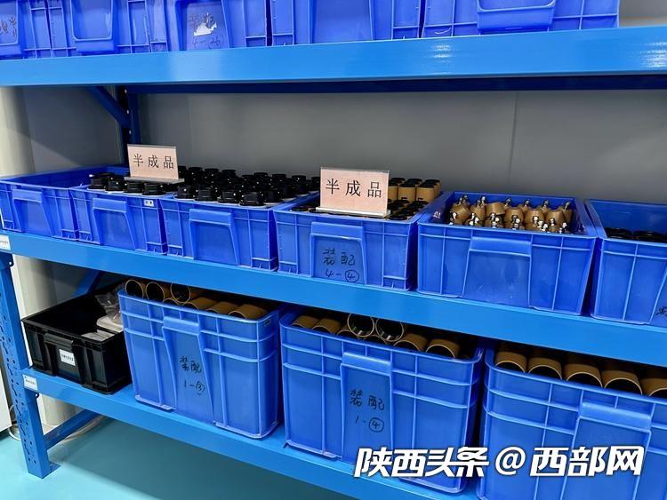 機電一體化，開啟倉儲物流的未來科幻新模式！